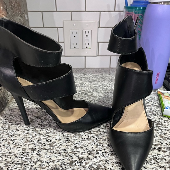 Zara Shoes - Zara black heels
